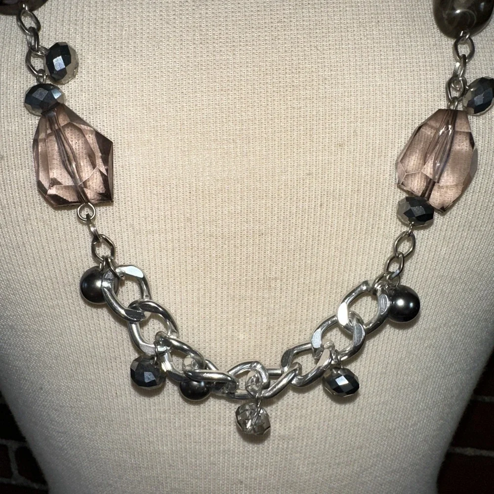 Cookie Lee Beaded Necklace Women OS Grey Silver Good Long Agate Style Mixed
